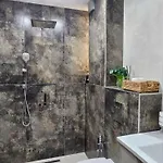 Apartment Ika Delux *