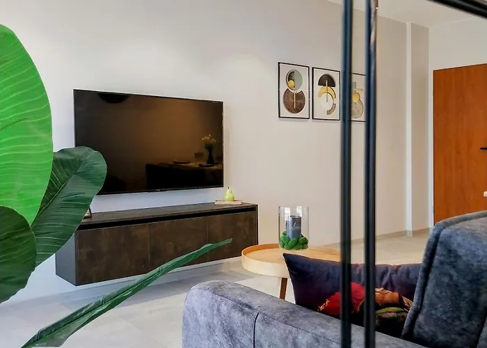 Апартамент Ika Delux Бургас